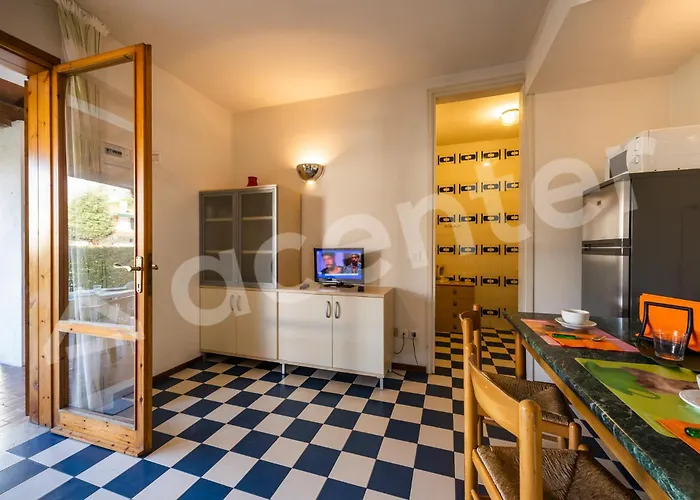 Апартаменти Villaggio Danubio